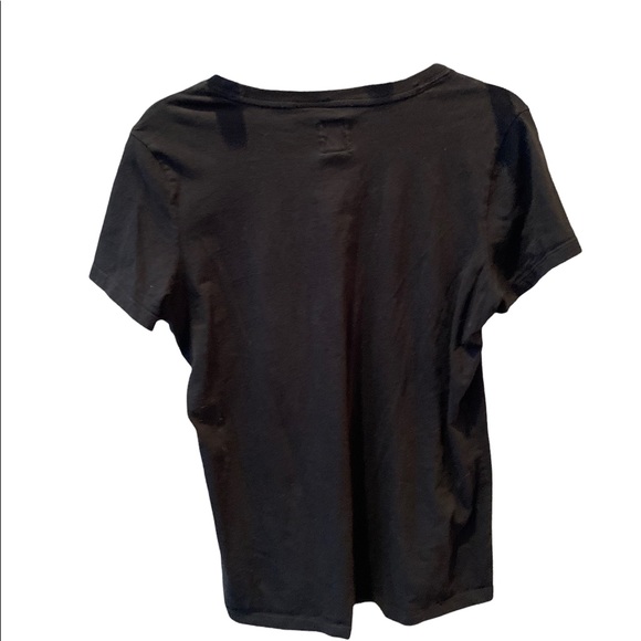 Black tshirt - Picture 2 of 3